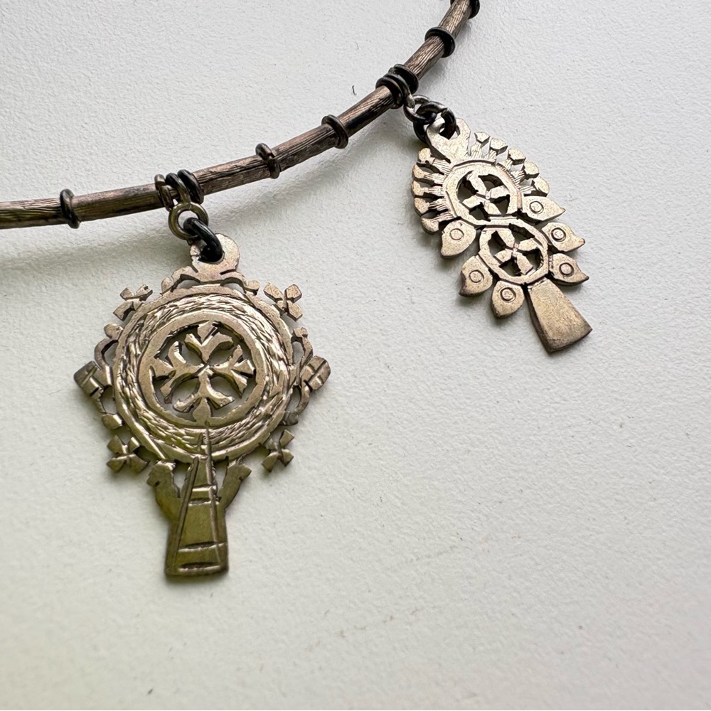 Vintage Sterling silver Hand wrought Multi Cross Charm Choker collar necklace - Picture 8 of 16